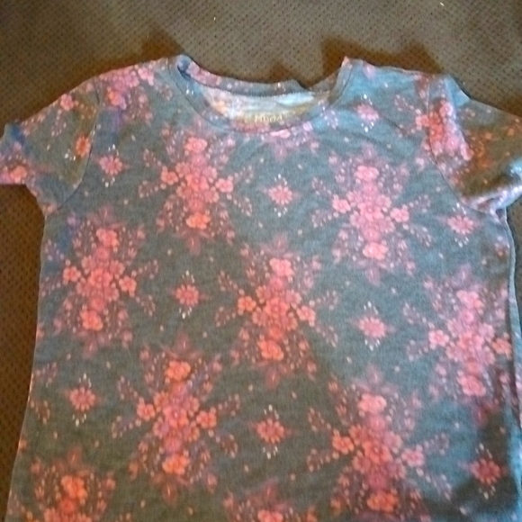 Shirt - Picture 1 of 2